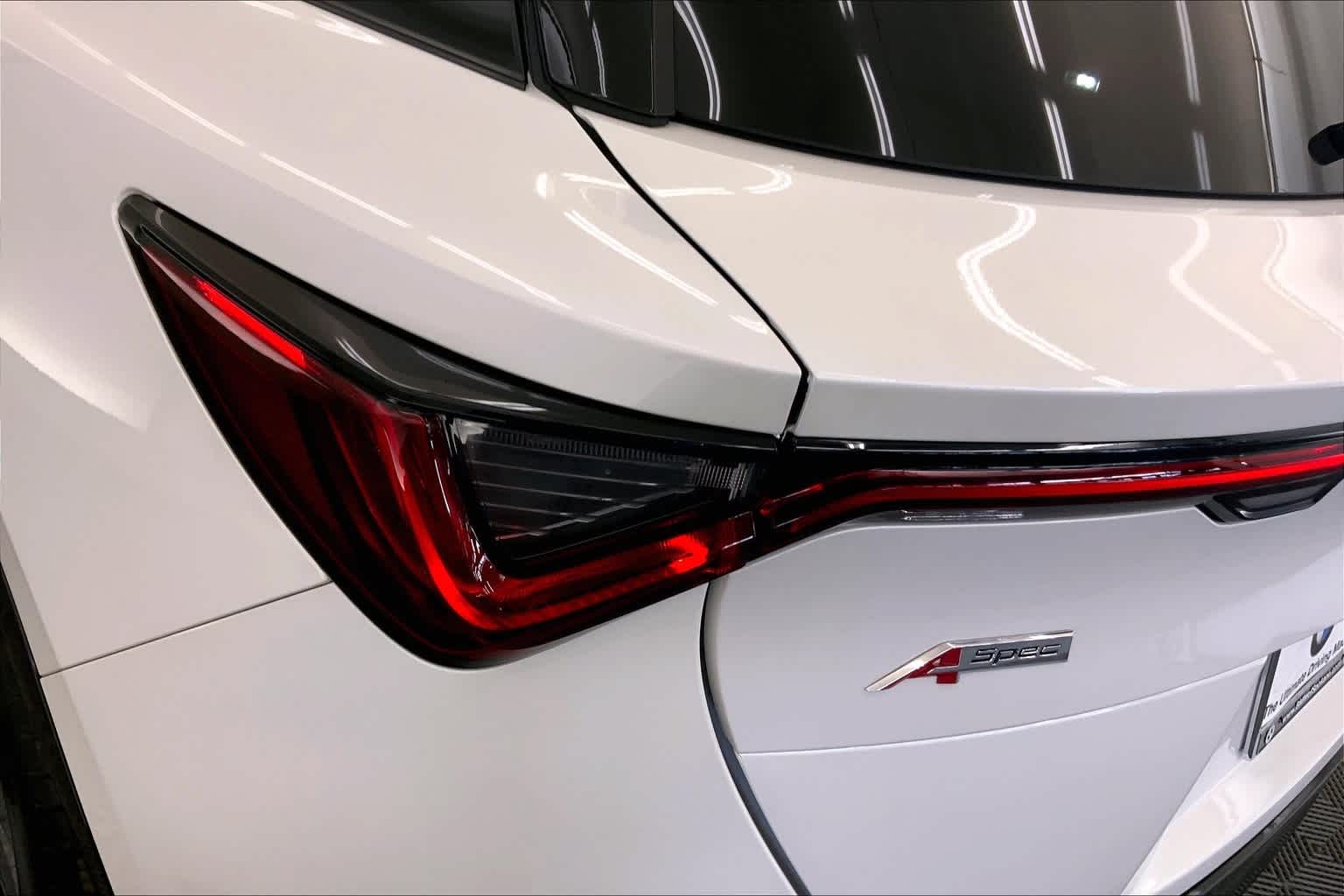 2024 Acura ZDX A-Spec 32