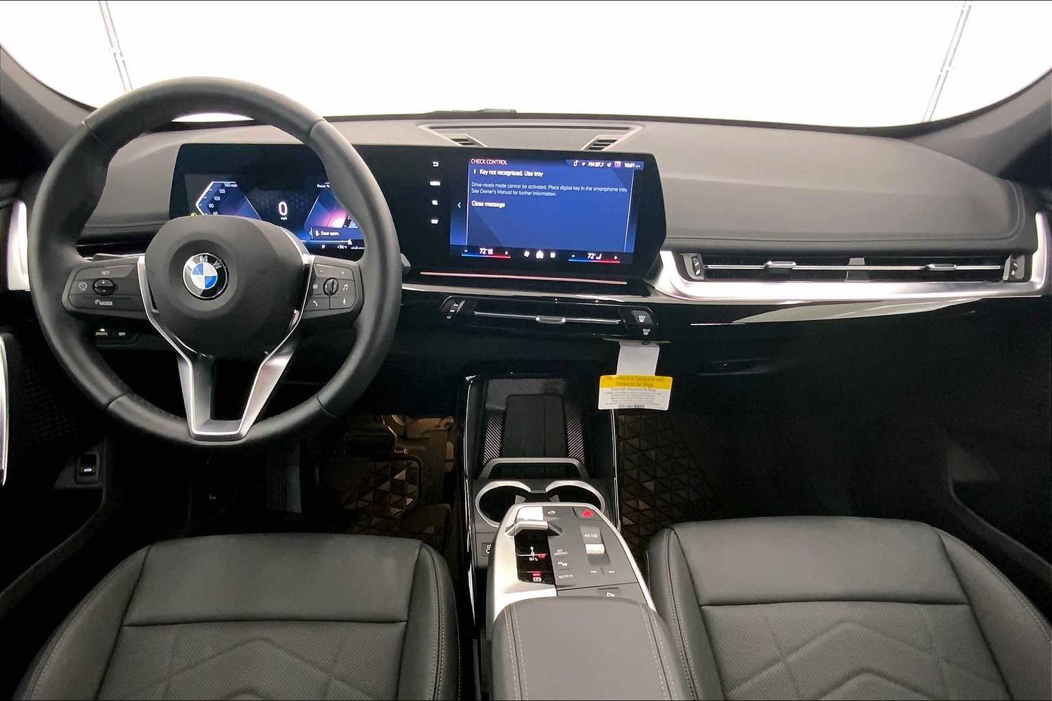 Thumbnail: 2025 BMW X1 - 10