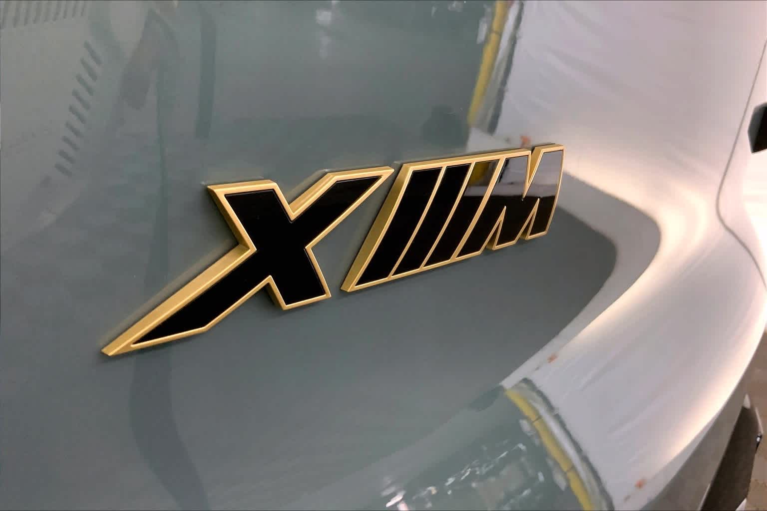 Thumbnail: 2023 BMW XM - 7