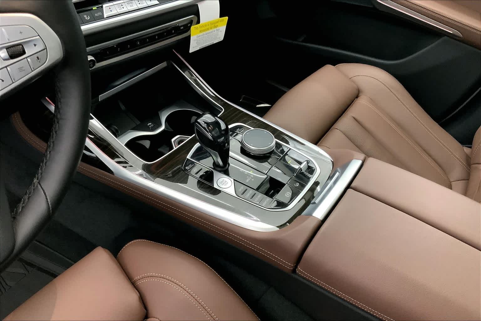 Thumbnail: 2021 BMW X7 - 16