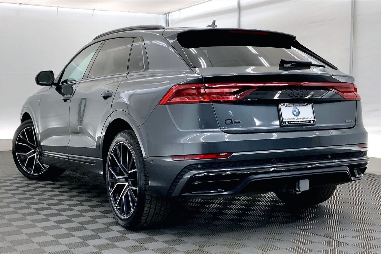 Thumbnail: 2022 Audi Q8 - 4