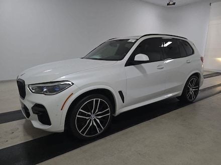 2022 BMW X5 M50i SUV