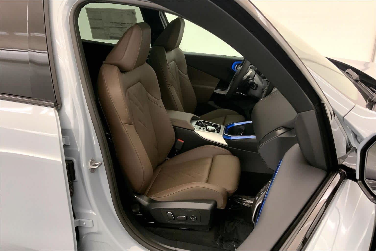 Thumbnail: 2026 BMW X3 - 14