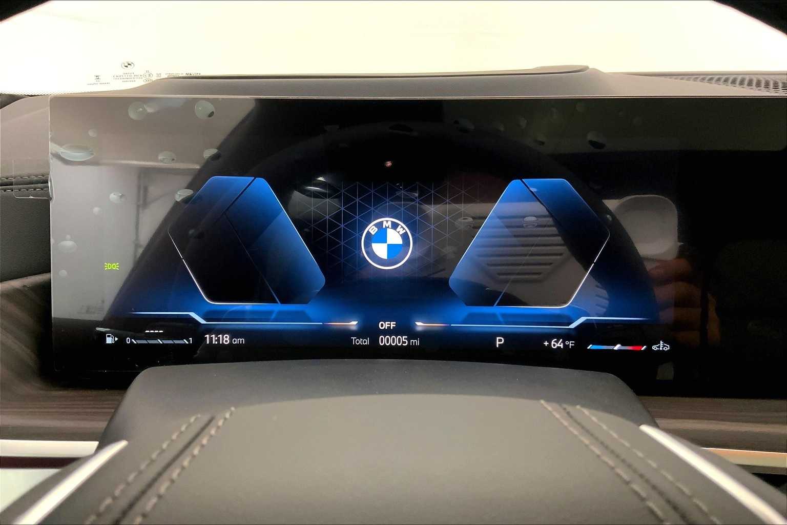 Thumbnail: 2026 BMW X7 - 18