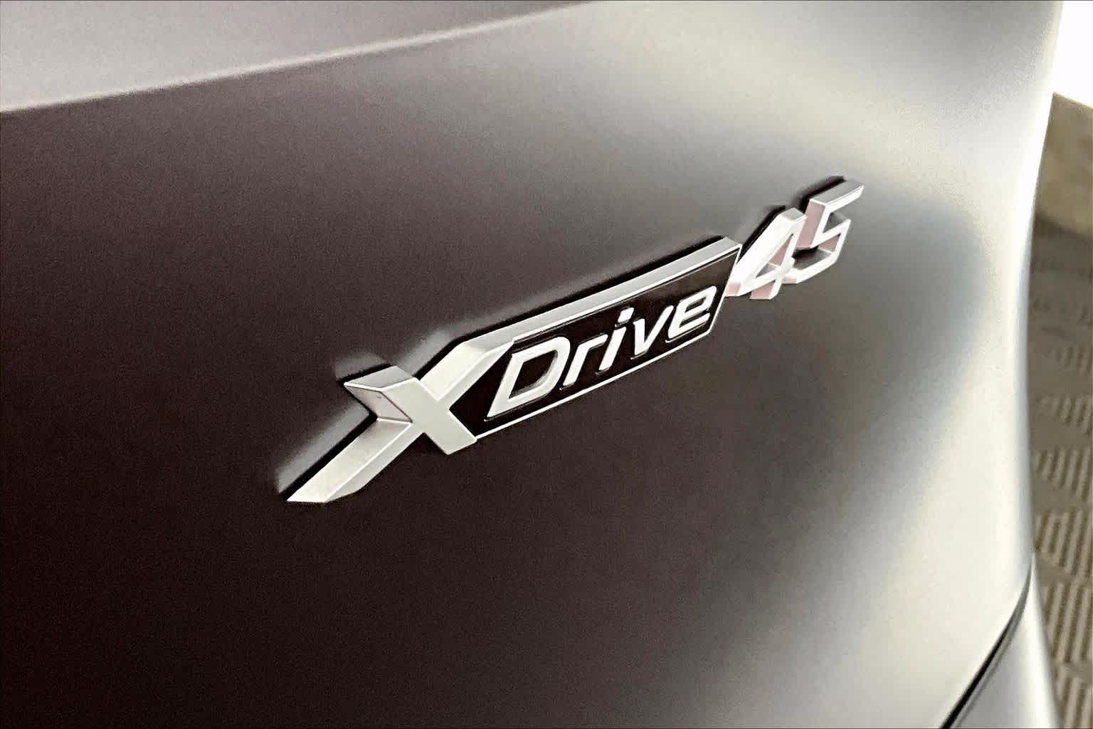 Thumbnail: 2026 BMW iX - 7