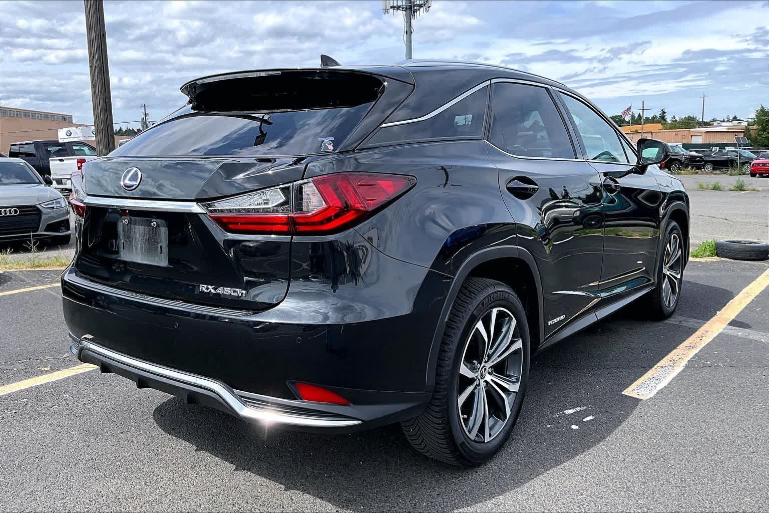 Thumbnail: 2022 Lexus RX - 19