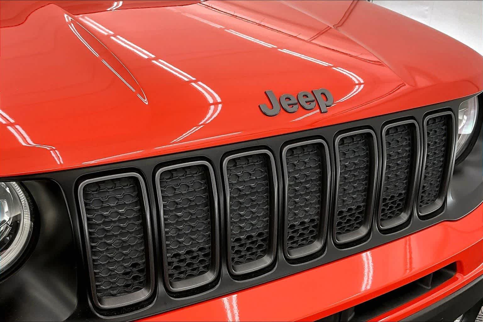 Thumbnail: 2021 Jeep Renegade - 33