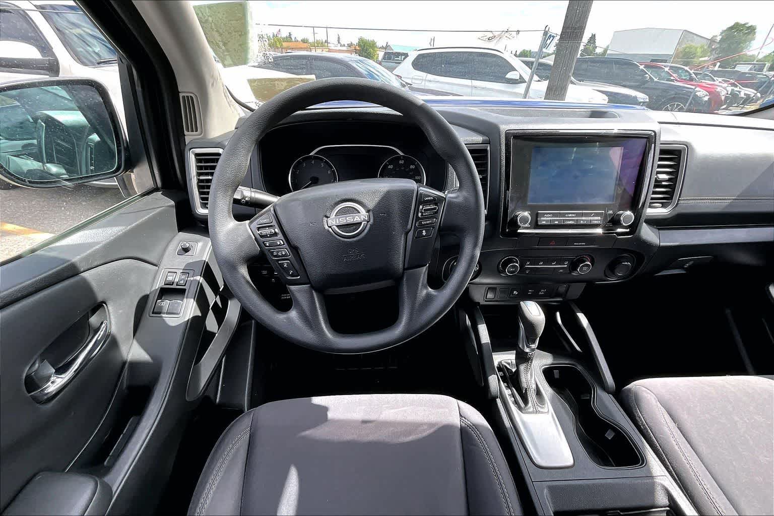 Thumbnail: 2022 Nissan Frontier - 15