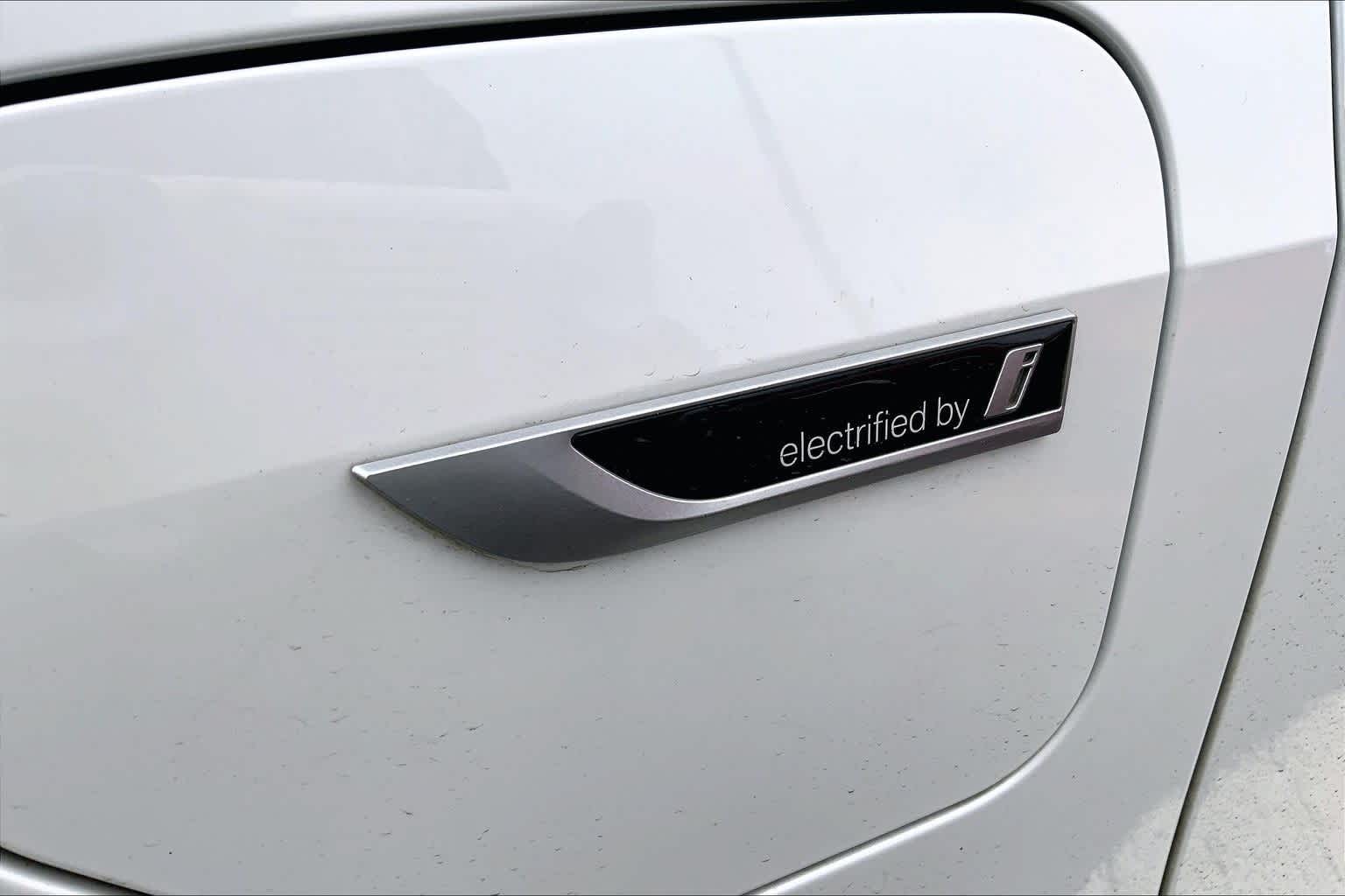 Thumbnail: 2023 BMW X5 - 16