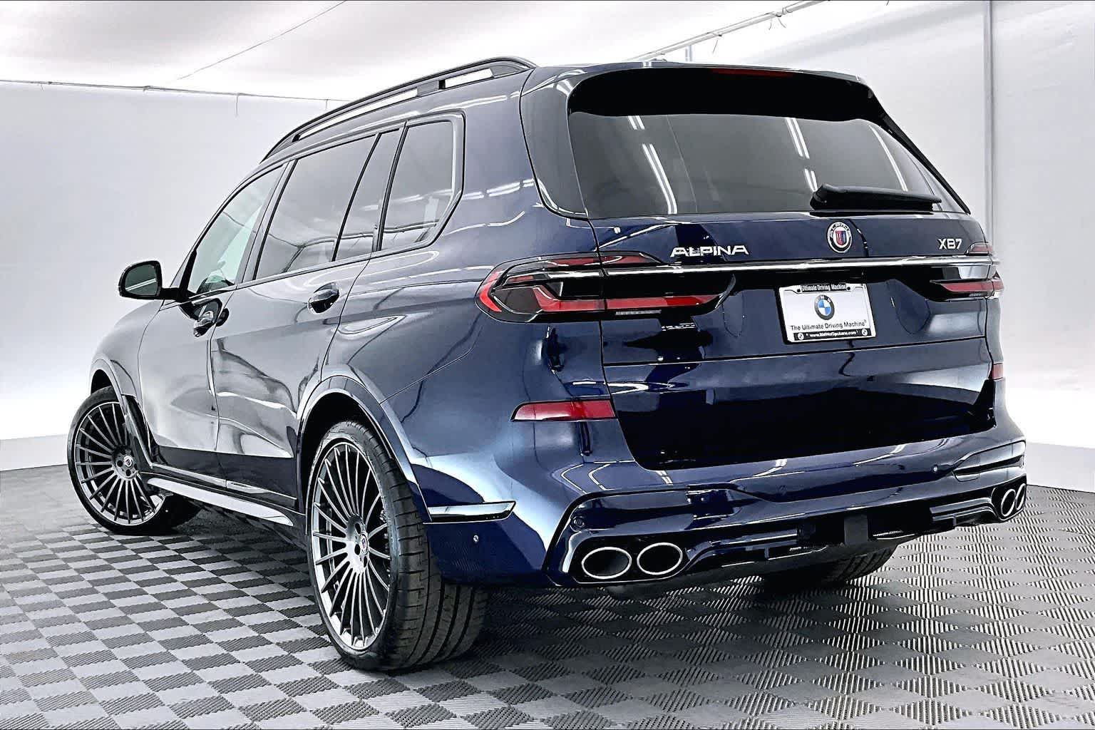 Thumbnail: 2026 BMW X7 - 4