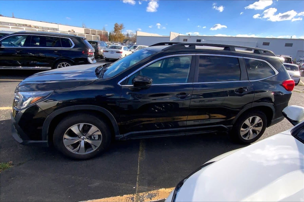 Used 2024 Subaru Ascent Premium 7-Passenger SUV