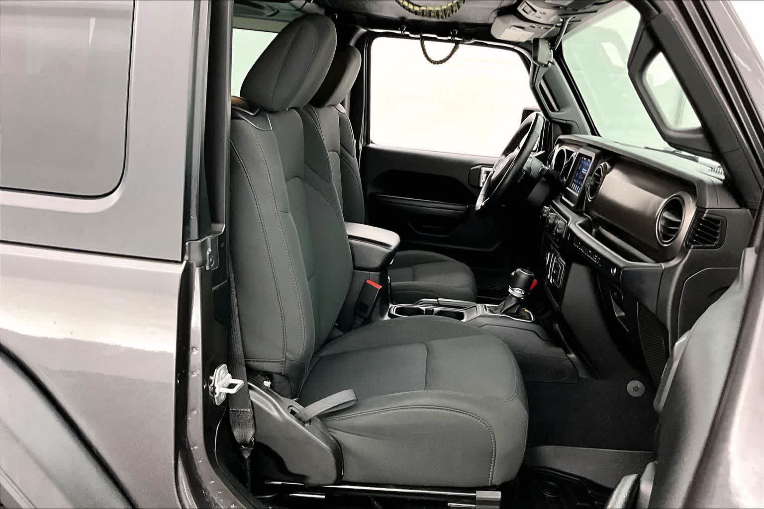 Thumbnail: 2020 Jeep Wrangler - 13