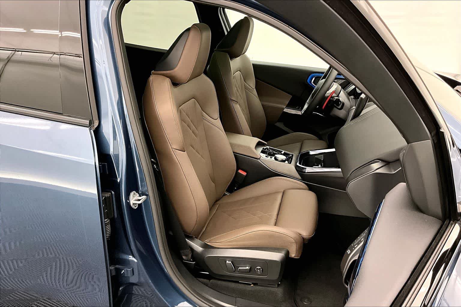 Thumbnail: 2025 BMW X3 - 13