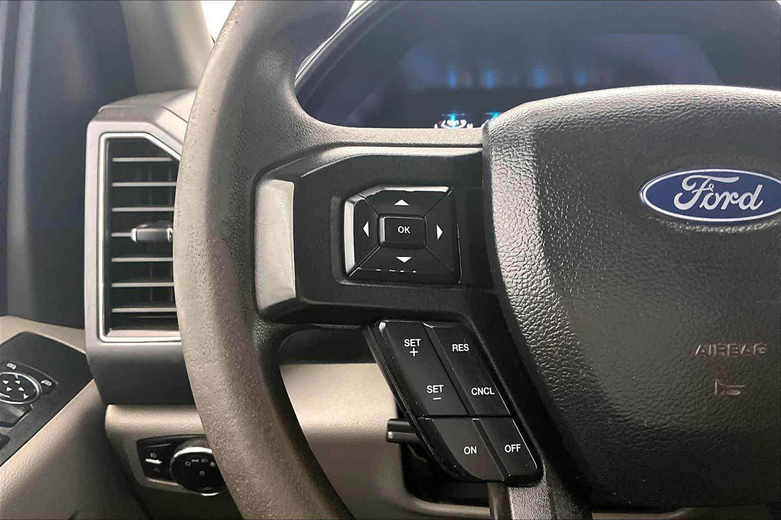 Thumbnail: 2019 Ford F-250 - 24