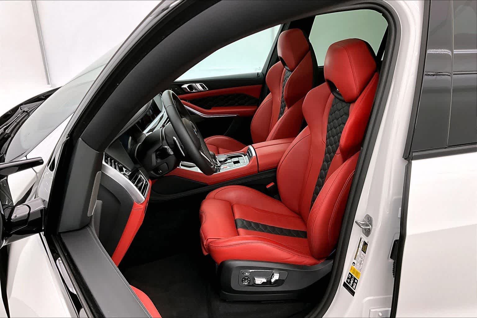Thumbnail: 2022 BMW X5 - 11