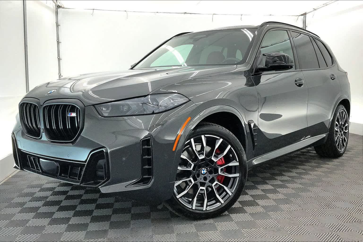 2025 BMW X5 M60i