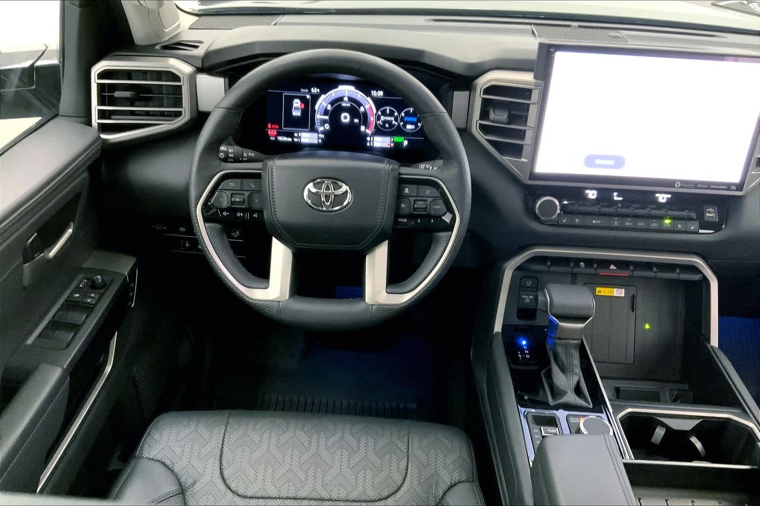 Thumbnail: 2024 Toyota Tundra - 14