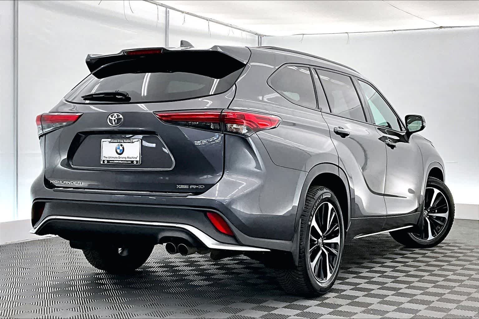 Thumbnail: 2021 Toyota Highlander - 22