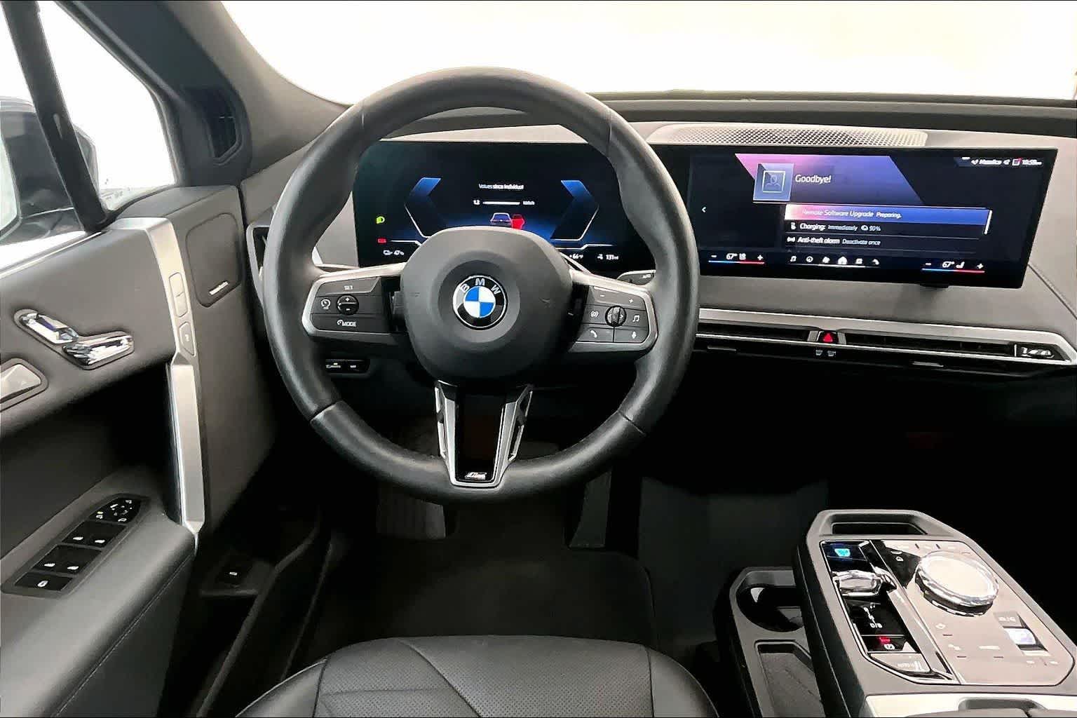 Thumbnail: 2025 BMW iX - 13