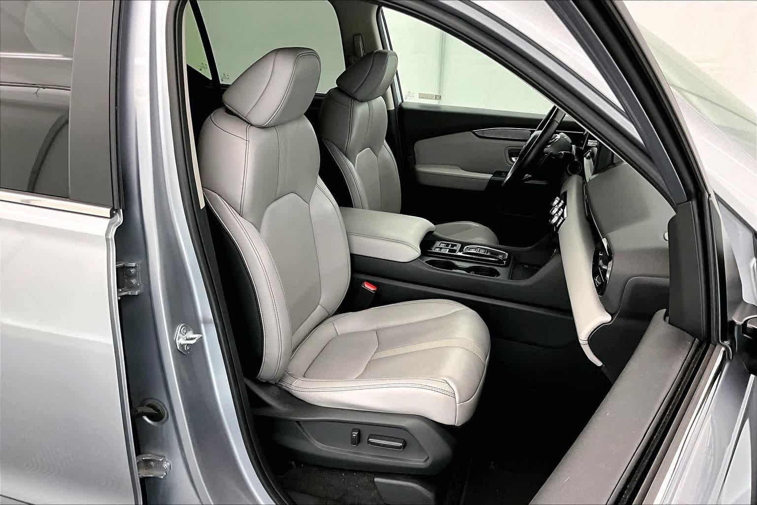 Thumbnail: 2023 Honda Pilot - 13