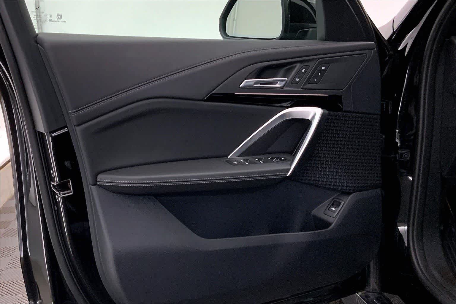 Thumbnail: 2025 BMW X1 - 27