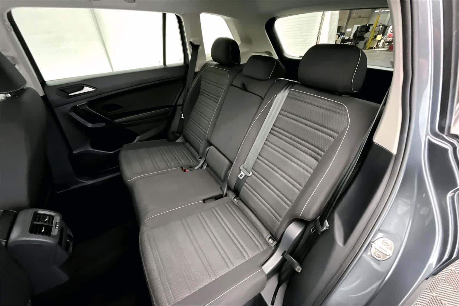 Thumbnail: 2024 Volkswagen Tiguan - 29