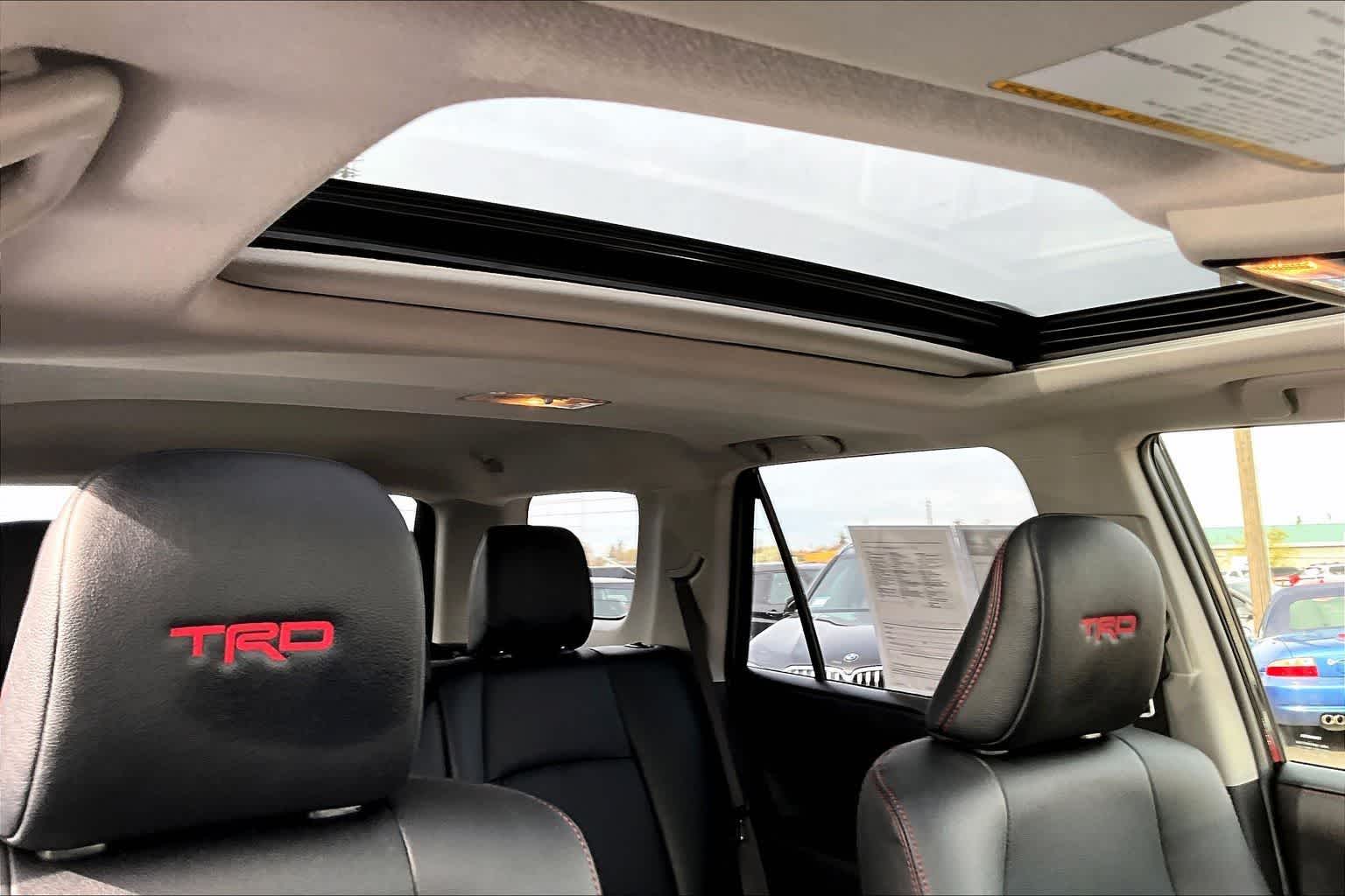 Thumbnail: 2024 Toyota 4Runner - 20