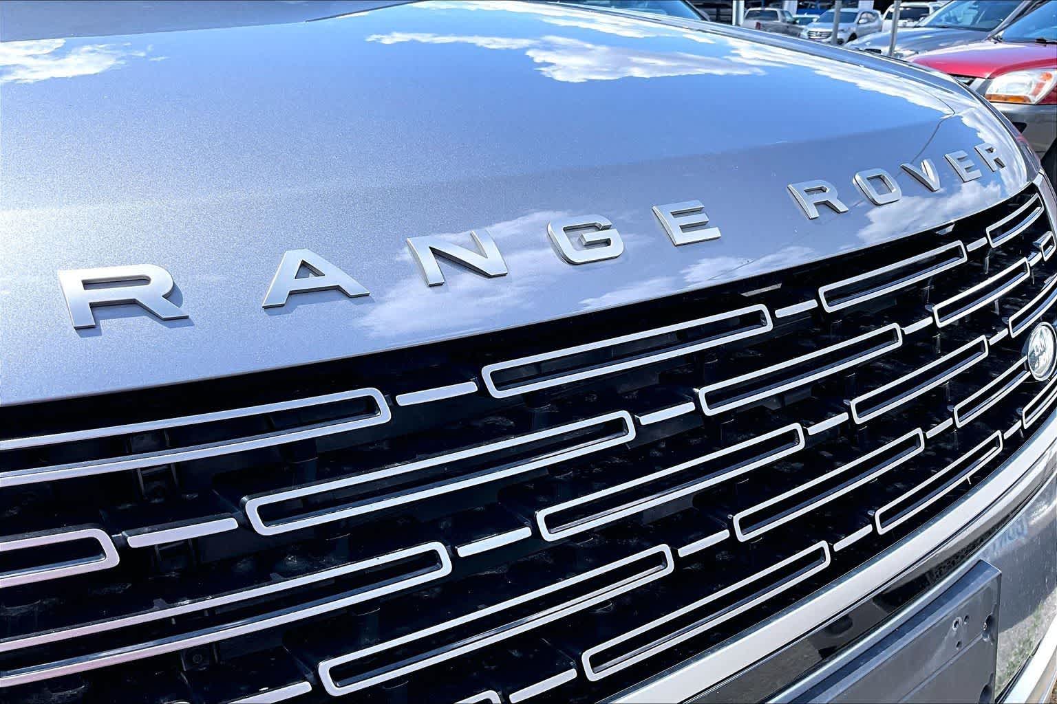 Thumbnail: 2023 Land Rover Range Rover - 17