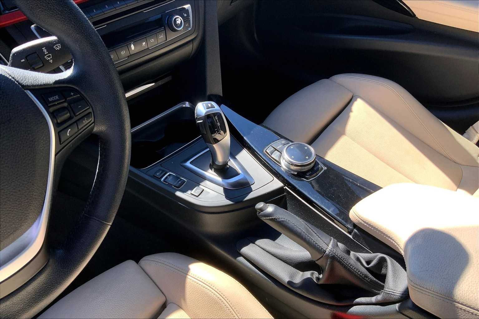 Thumbnail: 2014 BMW 3 Series - 17
