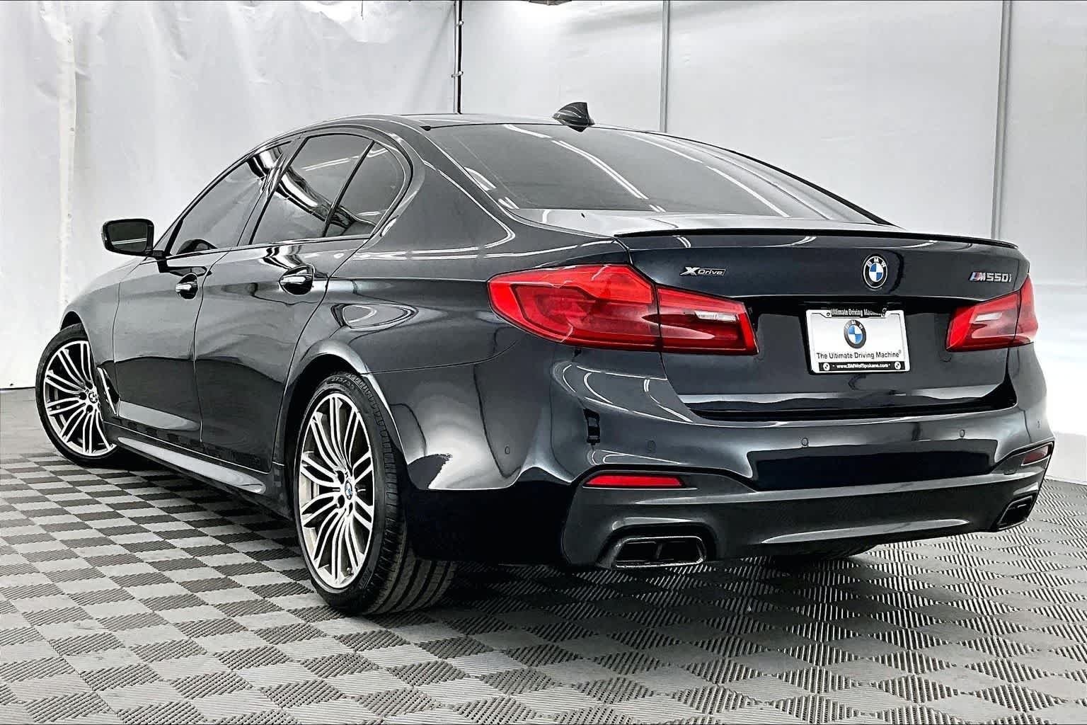 Thumbnail: 2018 BMW 5 Series - 5