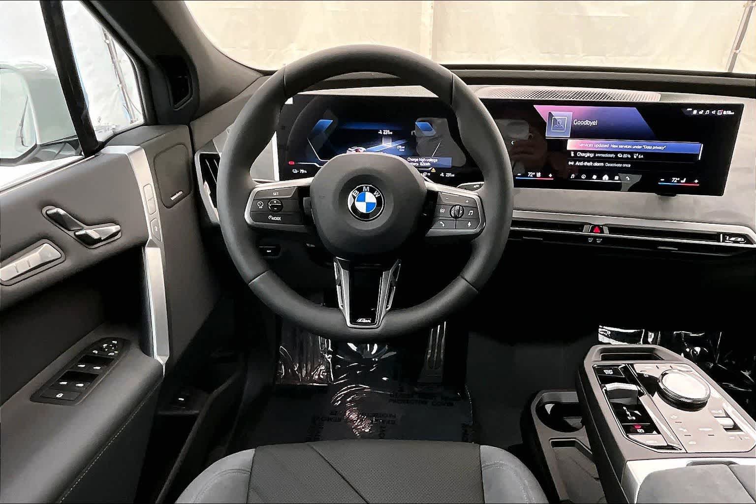 Thumbnail: 2026 BMW iX - 15