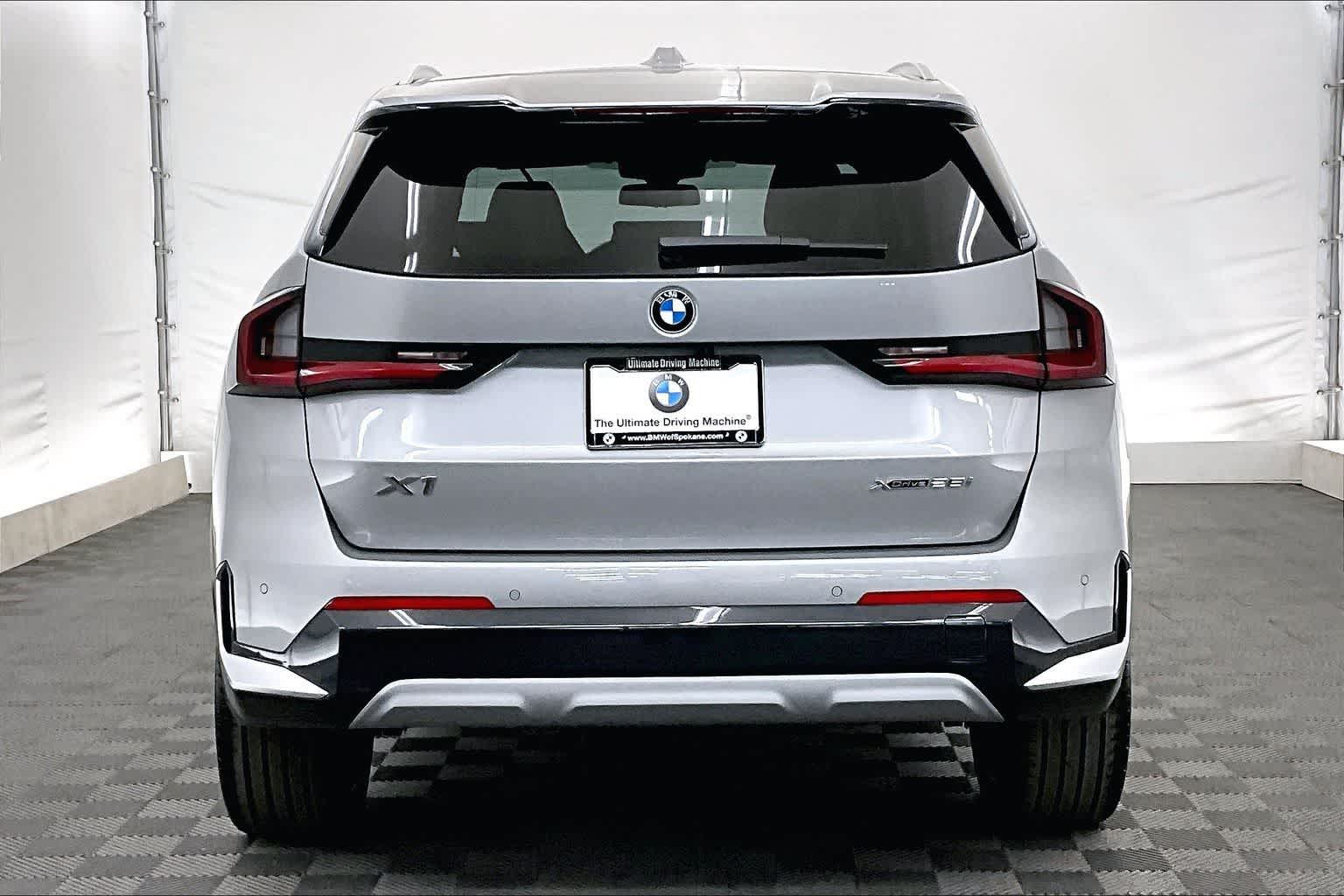 Thumbnail: 2026 BMW X1 - 5