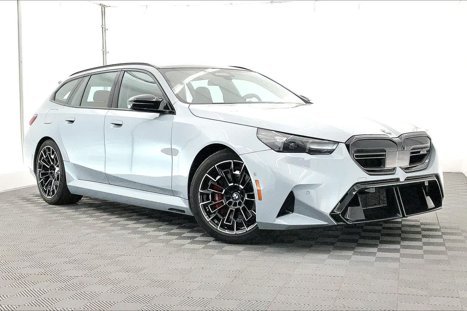 Thumbnail: 2026 BMW M5 - 21