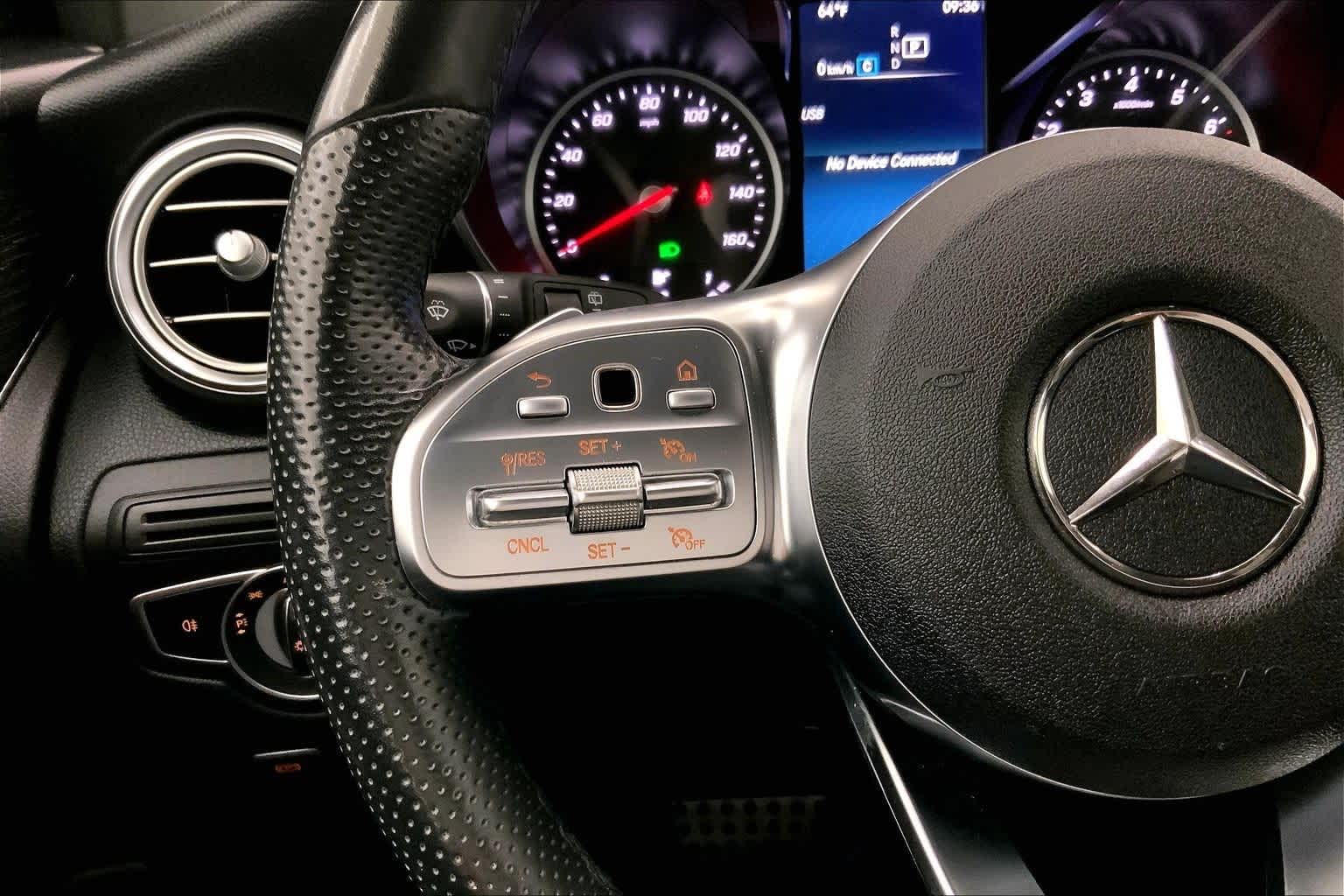 Thumbnail: 2022 Mercedes-Benz GLC - 24