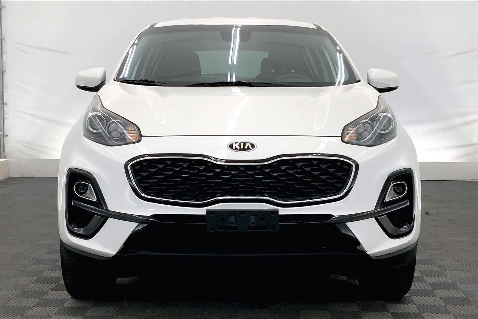 Thumbnail: 2022 Kia Sportage - 6
