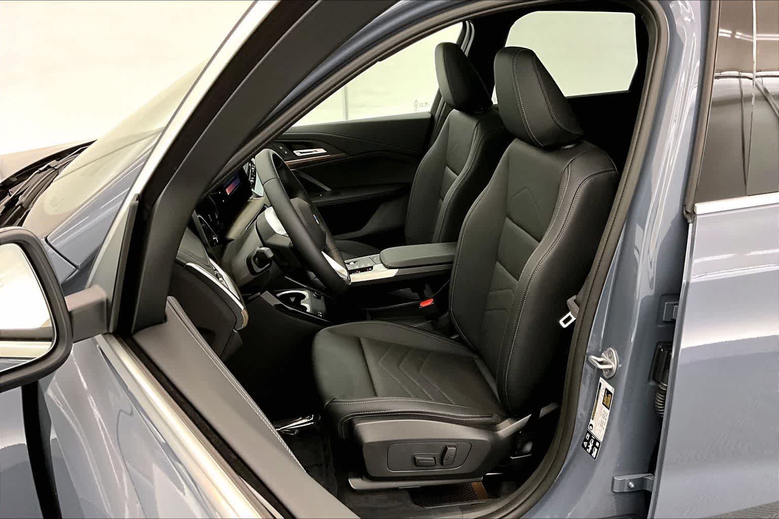 Thumbnail: 2026 BMW X1 - 11