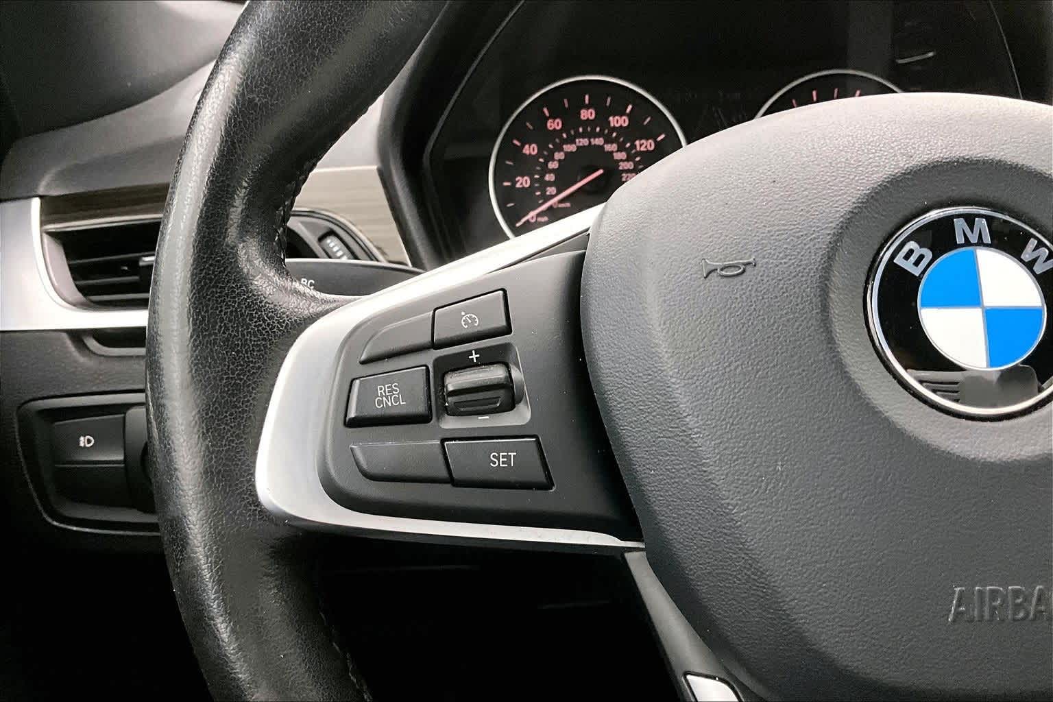 Thumbnail: 2017 BMW X1 - 24