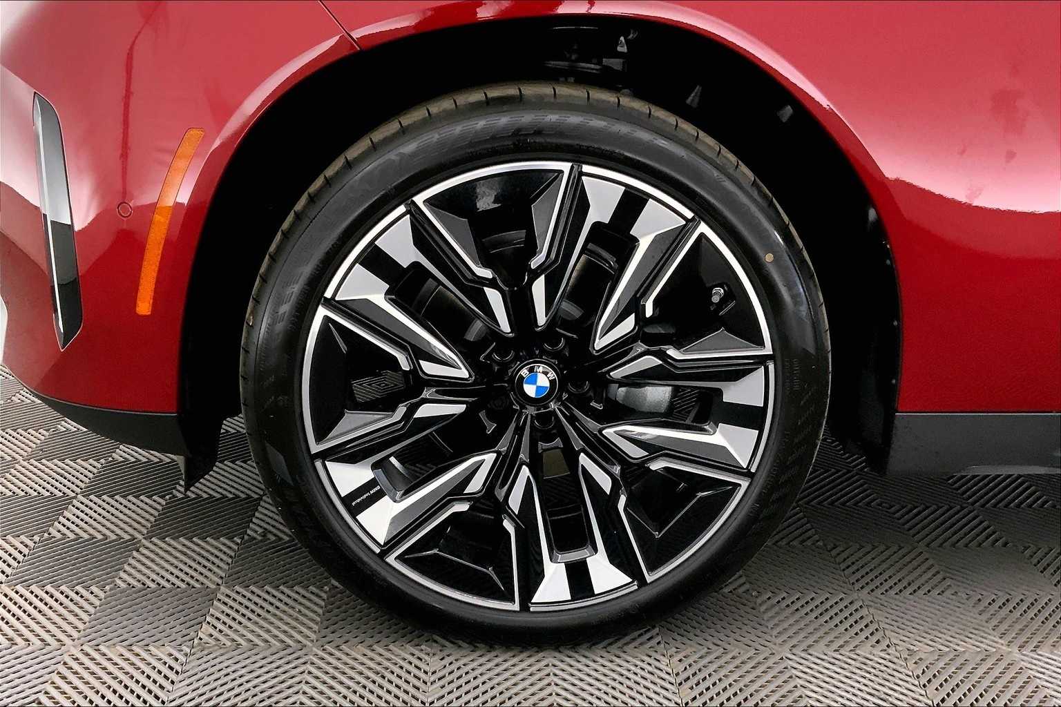 Thumbnail: 2025 BMW X3 - 8