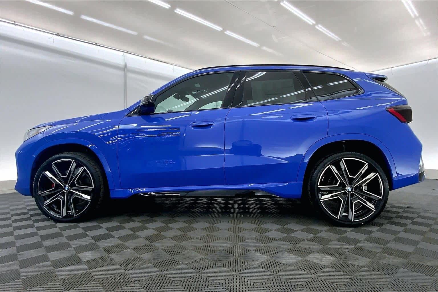 Thumbnail: 2026 BMW X1 - 3