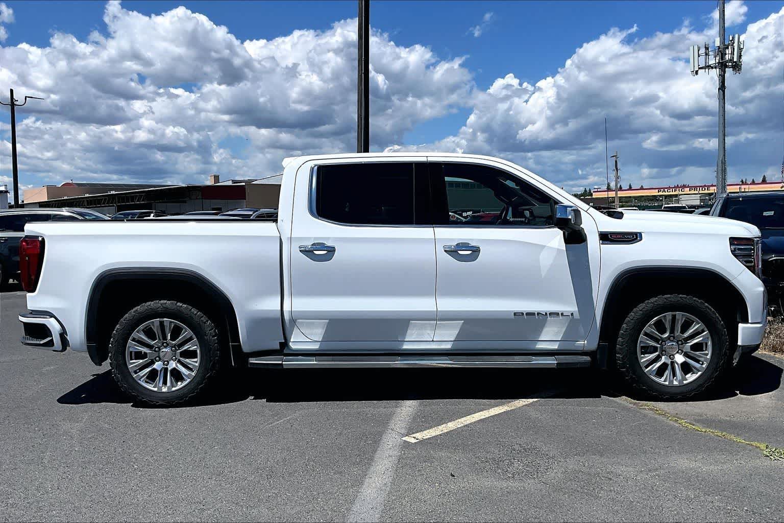 Thumbnail: 2023 GMC Sierra 1500 - 9