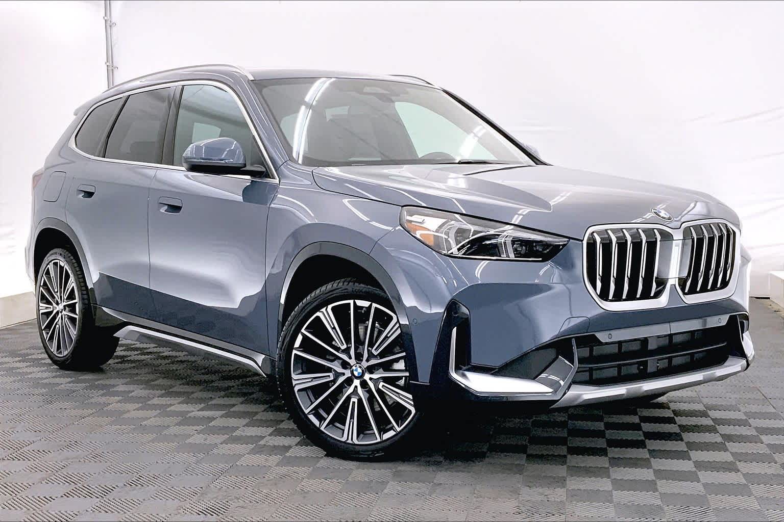 Thumbnail: 2025 BMW X1 - 21