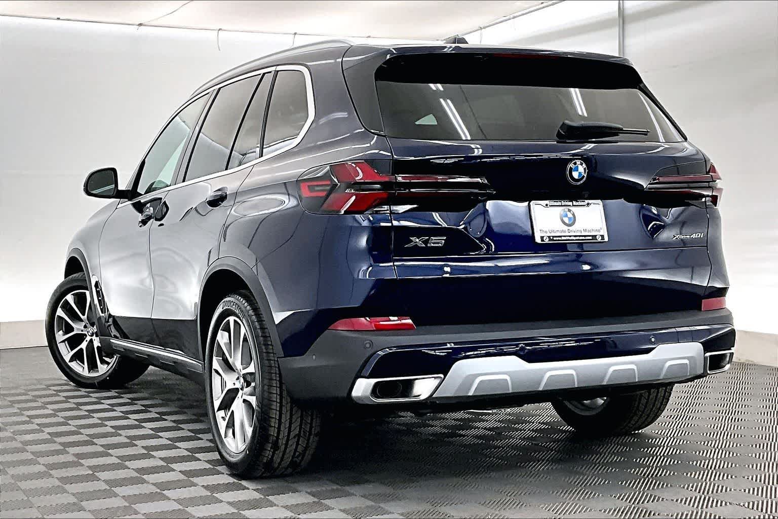 Thumbnail: 2026 BMW X5 - 4