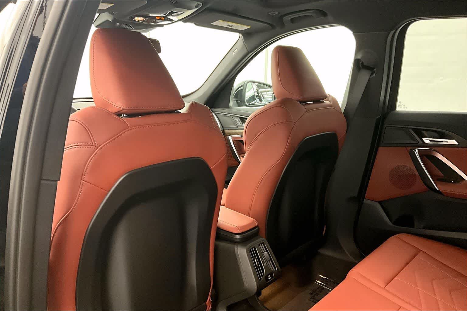 Thumbnail: 2026 BMW X1 - 12