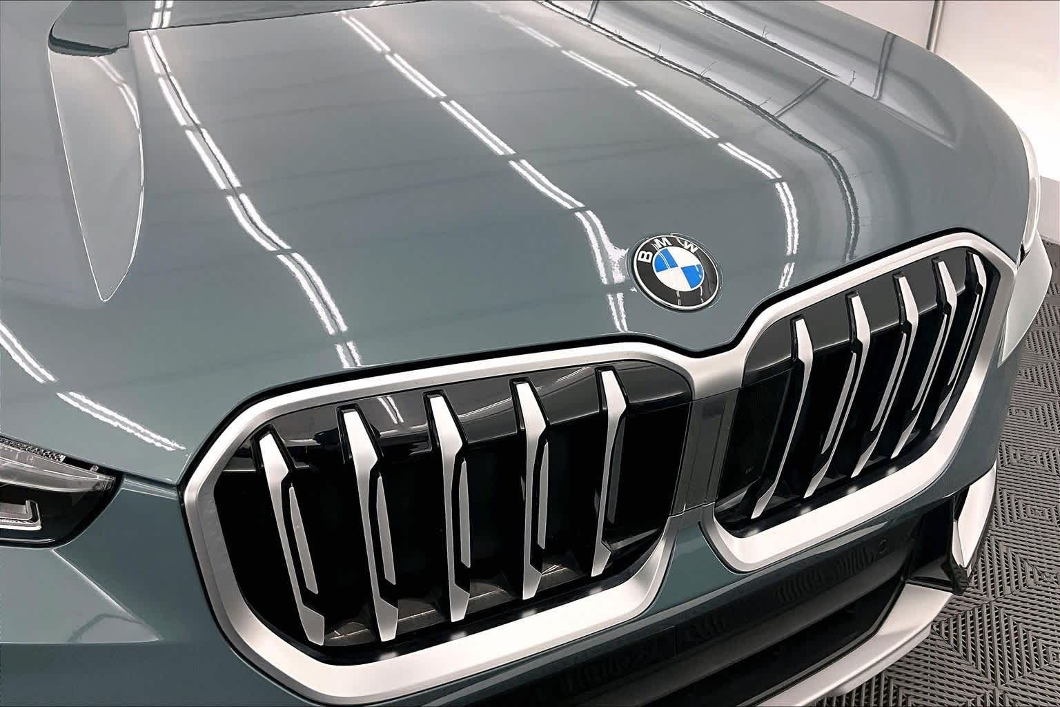 Thumbnail: 2025 BMW X1 - 33