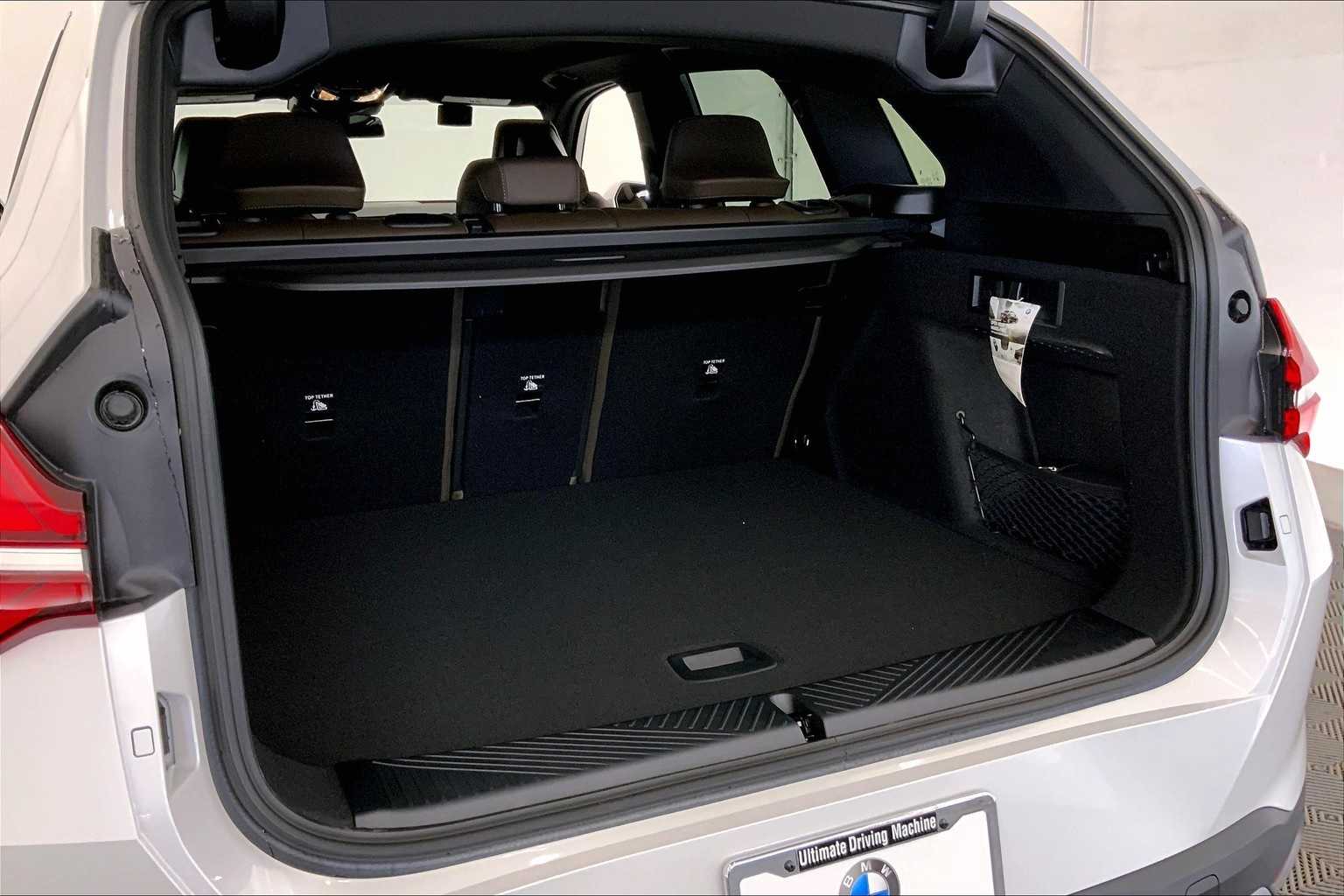 Thumbnail: 2025 BMW X3 - 19