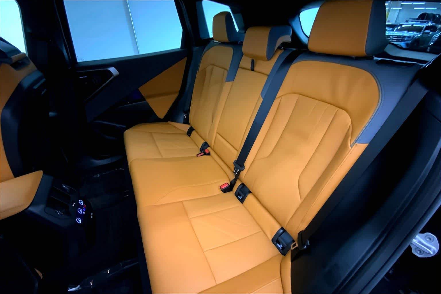 Thumbnail: 2025 BMW X3 - 13