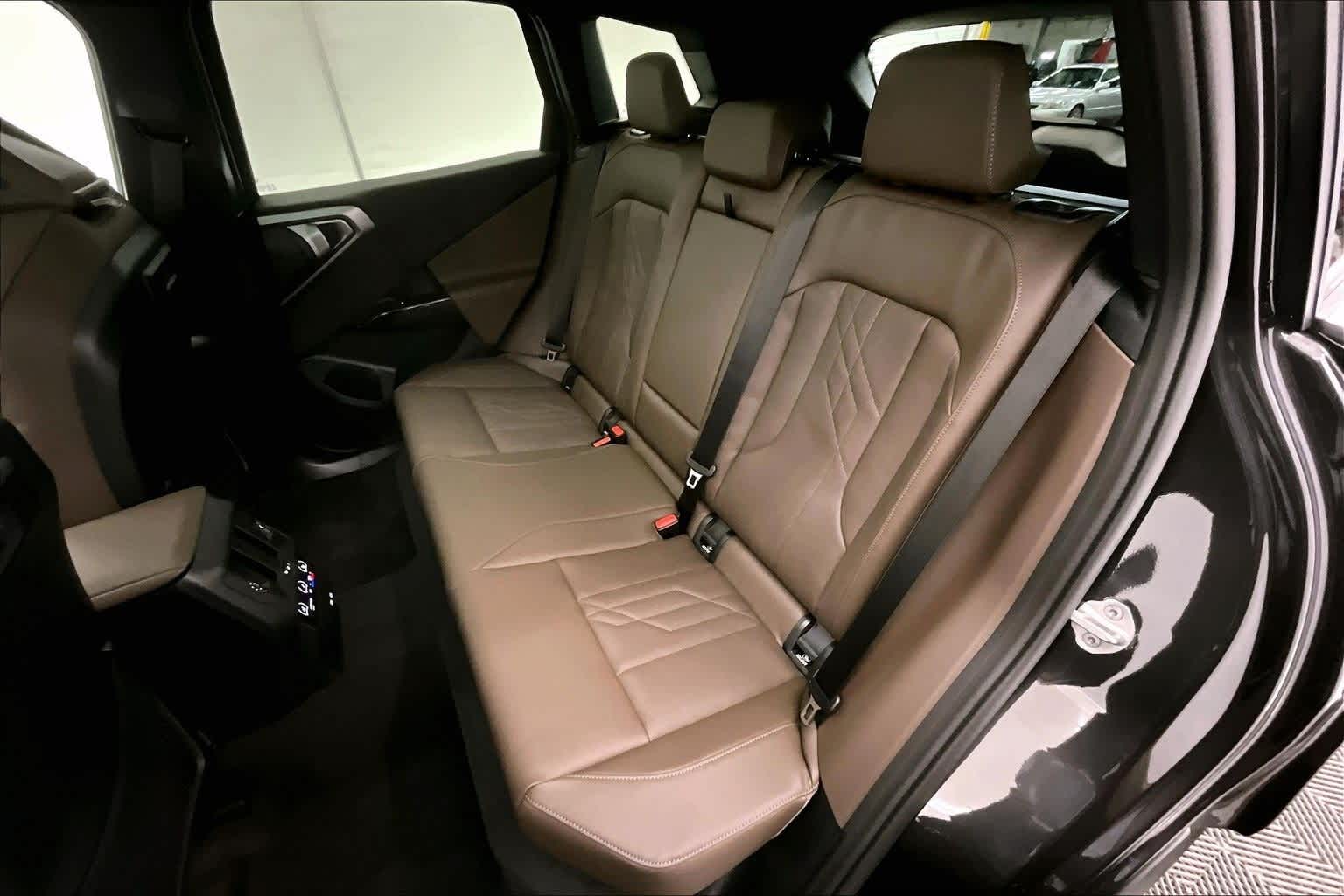 Thumbnail: 2026 BMW X3 - 13