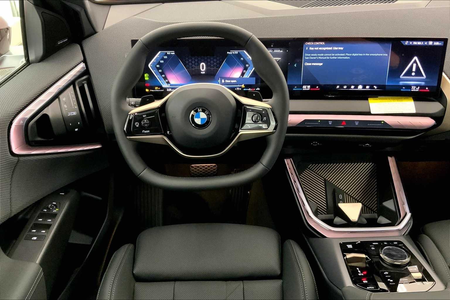 Thumbnail: 2025 BMW X3 - 15