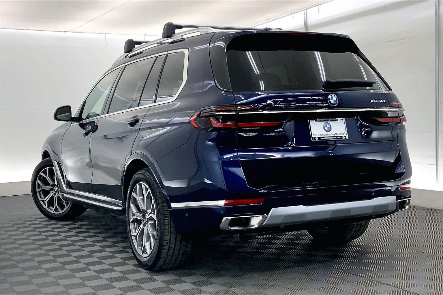 Thumbnail: 2026 BMW X7 - 4