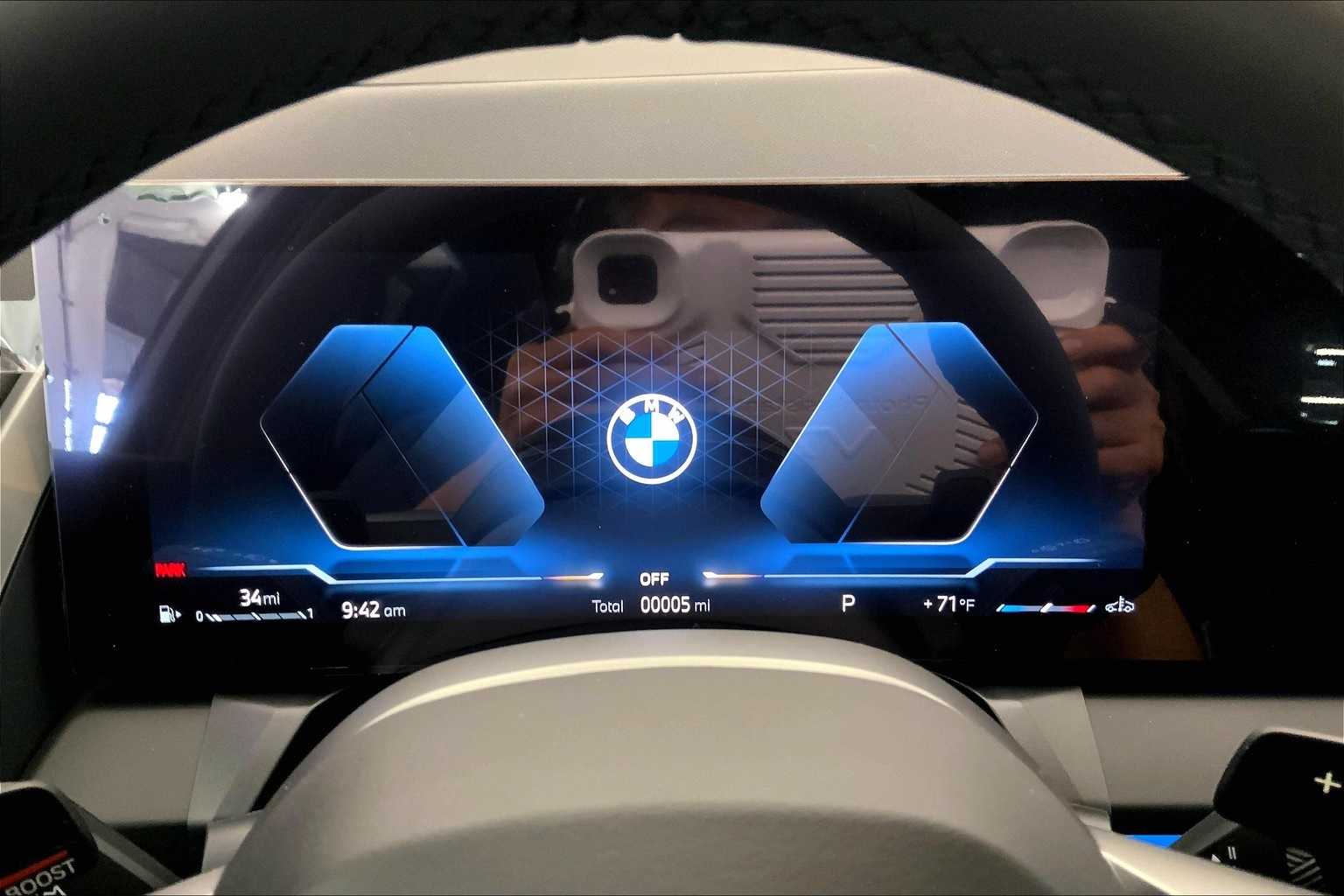 Thumbnail: 2025 BMW X3 - 18